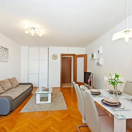 Joker Apartment
